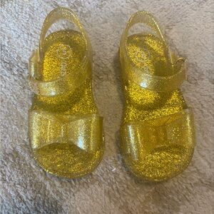 Jelly gold sandals